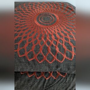 Crate And Barrel Doyle Medallion Stitched Pair Of Throw Pillows. 20x20"